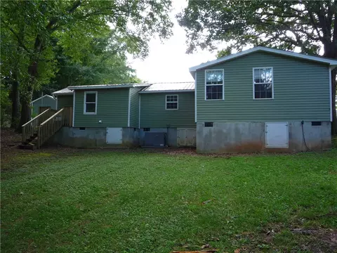 Exterior - 607 Renea Dr, Walhalla, SC 29691 photo 5 of 5