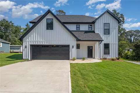 113 Charles St, Easley, SC 29640