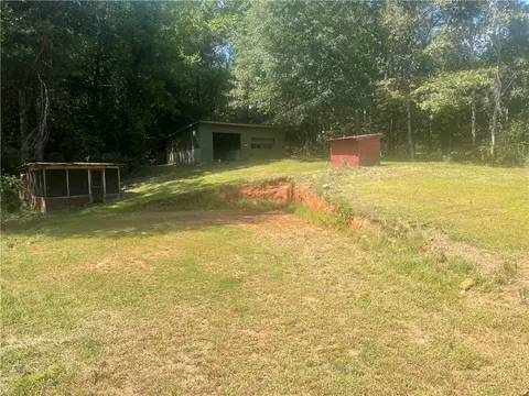 711 Campbell Town Rd, Walhalla, SC 29691