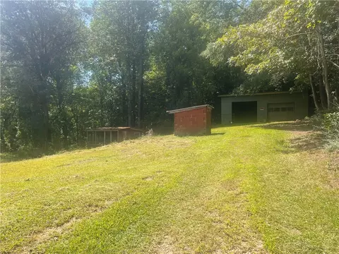 711 Campbell Town Rd, Walhalla, SC 29691 photo 8