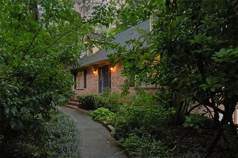 Exterior - 222 Camelot Rd, Clemson, SC 29631 photo 2 of 11