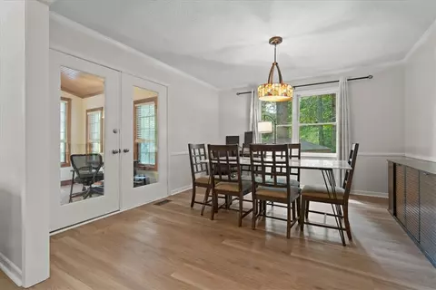 Dining - 222 Camelot Rd, Clemson, SC 29631 photo 1 of 4