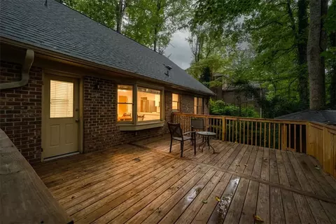 Exterior - 222 Camelot Rd, Clemson, SC 29631 photo 3 of 11