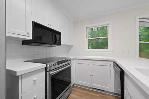 Kitchen - 222 Camelot Rd, Clemson, SC 29631 photo 2 of 2