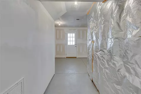 Entry Way - 258 Brooklane Ct, Easley, SC 29642 photo 3 of 8