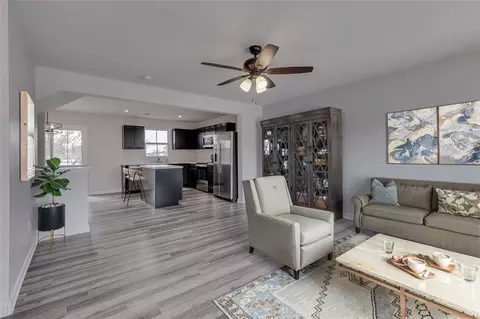 Living - 258 Brooklane Ct, Easley, SC 29642 photo 2 of 2
