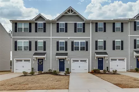 258 Brooklane Ct, Easley, SC 29642