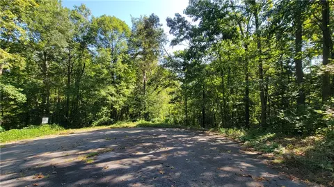 104 Weeping Willow Ln, Easley, SC 29640 photo 1