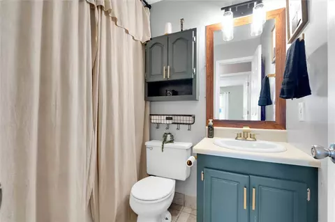 Bath - 1208 Five Forks Rd, Pendleton, SC 29670 photo 1 of 1