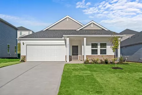211 Tantalus St, Gray Court, SC 29645