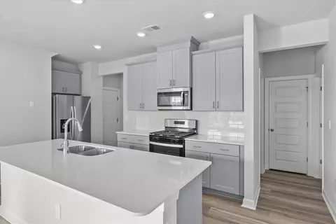 Kitchen - 800 Conifer Ct, Pendleton, SC 29670 photo 1 of 3
