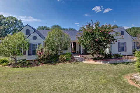 106 Hurst Ave, Anderson, SC 29625