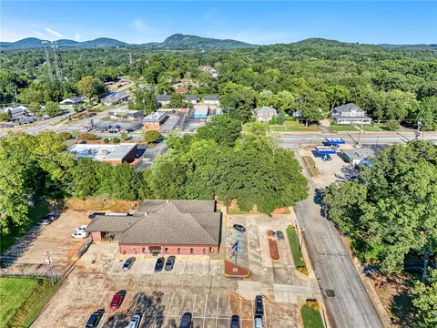 View/Area - 220 Hampton Ave, Pickens, SC 29671 photo 3 of 10
