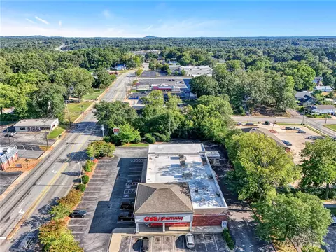View/Area - 220 Hampton Ave, Pickens, SC 29671 photo 4 of 10