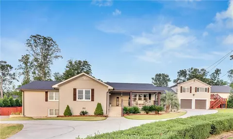 380 Forrester Dr, Greenville, SC 29607