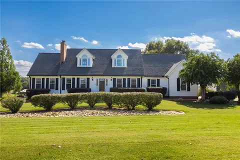 107 Welcome Ln, Pendleton, SC 29670 photo 1
