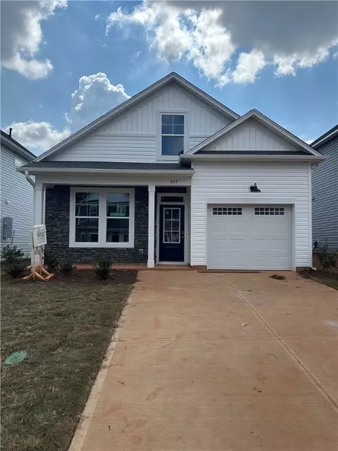227 Brown Cir, Easley, SC 29642