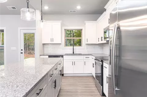 1012 E Laurel Dr, Westminster, SC 29693 photo 10