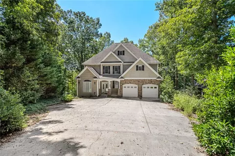 1011 Arrowhead Point Rd, Anderson, SC 29625
