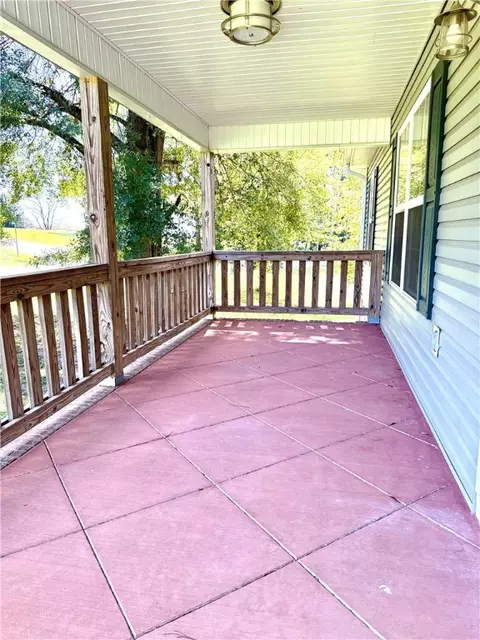 198 Miller Dr, Central, SC 29630 photo 3