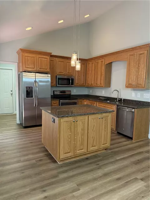 198 Miller Dr, Central, SC 29630 photo 9