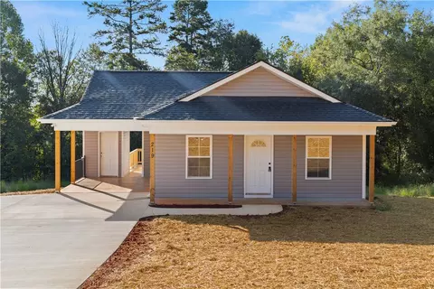 219 Skyland Dr, Westminster, SC 29693