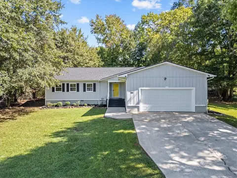 305 Woodfield Dr, Easley, SC 29642
