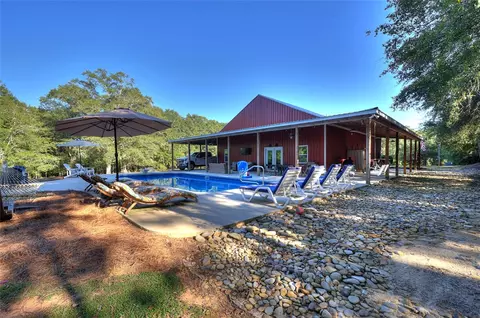 Exterior - 404 Stone Rd, Williamston, SC 29697 photo 9 of 15