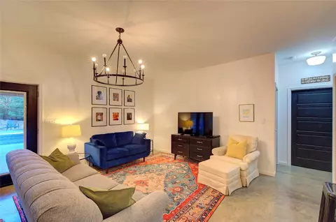 Living - 404 Stone Rd, Williamston, SC 29697 photo 2 of 3