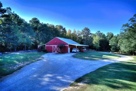 Exterior - 404 Stone Rd, Williamston, SC 29697 photo 5 of 15