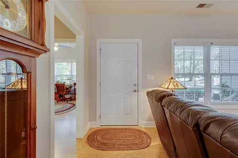 Entry Way - 113 Zula Cir, Starr, SC 29684 photo 1 of 2