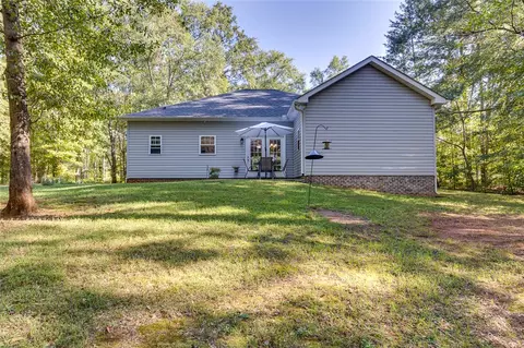 Exterior - 113 Zula Cir, Starr, SC 29684 photo 7 of 8