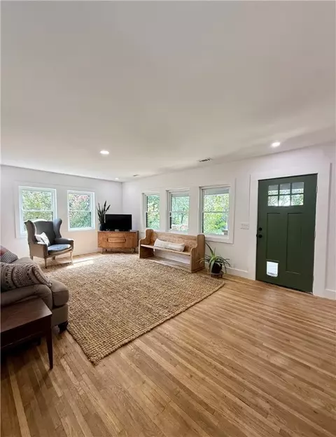 209 Hunter Ave, Walhalla, SC 29691 photo 5