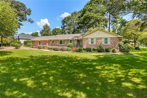 900 Meadow Ln, Anderson, SC 29621