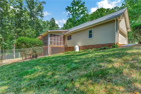 Exterior - 5 Sitton Cir, Easley, SC 29642 photo 11 of 11