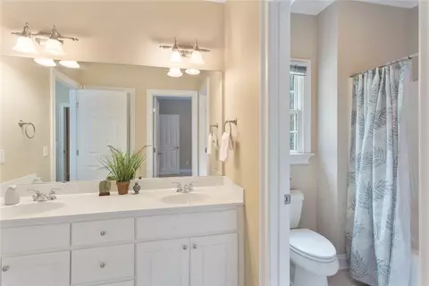 Bath - 1421 Stringer Rd, Belton, SC 29627 photo 7 of 8