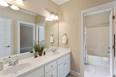 Bath - 1421 Stringer Rd, Belton, SC 29627 photo 6 of 8
