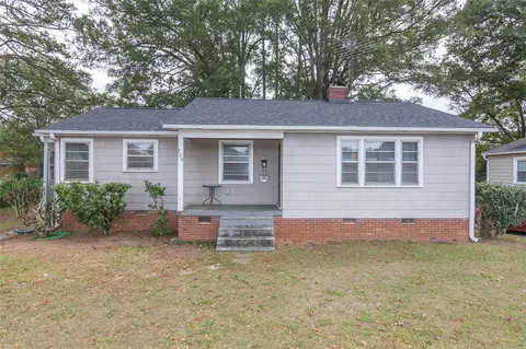 705 Whitehall Rd, Anderson, SC 29625