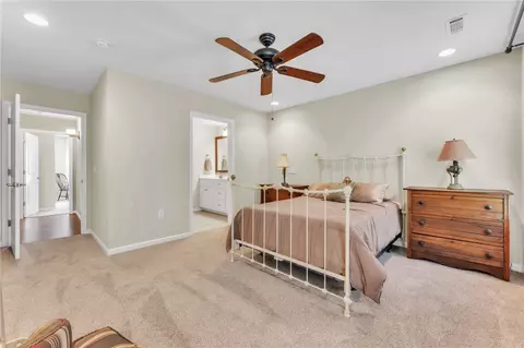 Bedroom - 124 Pinnacle Ln #B, Easley, SC 29642 photo 5 of 5