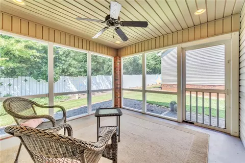 Exterior - 124 Pinnacle Ln #B, Easley, SC 29642 photo 5 of 6