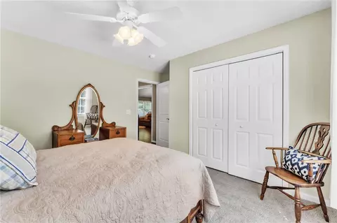 Bedroom - 124 Pinnacle Ln #B, Easley, SC 29642 photo 2 of 5