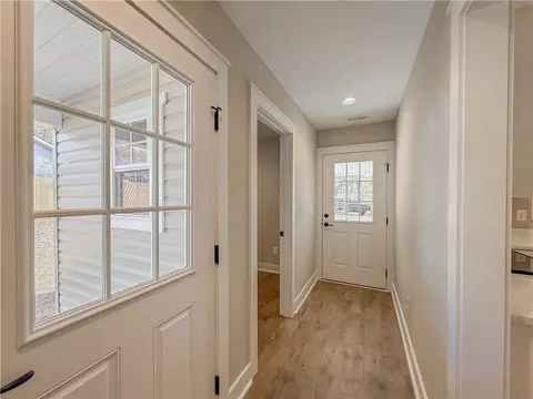Entry Way - 345 Code Cir, Seneca, SC 29678 photo 3 of 4