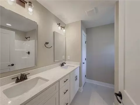 Bath - 345 Code Cir, Seneca, SC 29678 photo 1 of 4