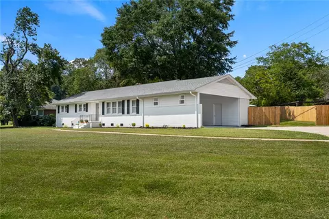Exterior - 2025 Sheldon Dr, Anderson, SC 29621 photo 2 of 4