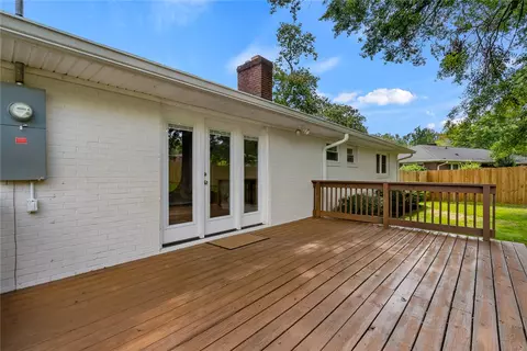 Exterior - 2025 Sheldon Dr, Anderson, SC 29621 photo 3 of 4