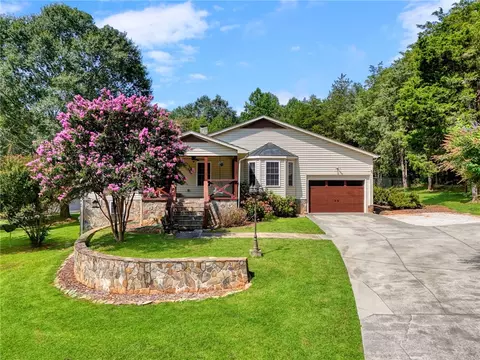 Exterior - 547 Crest Dr, Easley, SC 29640 photo 13 of 19