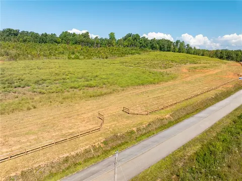 03 Hood Rd, Easley, SC 29640