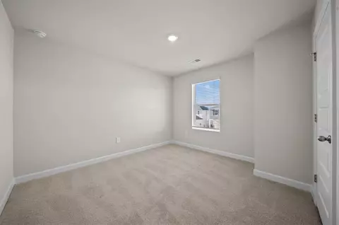 Bedroom - 408 Shortleaf Ln, Pendleton, SC 29670 photo 2 of 5