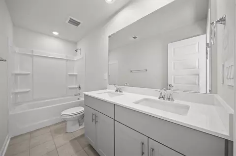 Bath - 408 Shortleaf Ln, Pendleton, SC 29670 photo 1 of 3