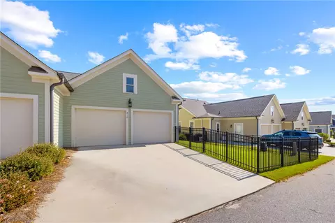 Exterior - 218 Tuttle St, Clemson, SC 29631 photo 2 of 3
